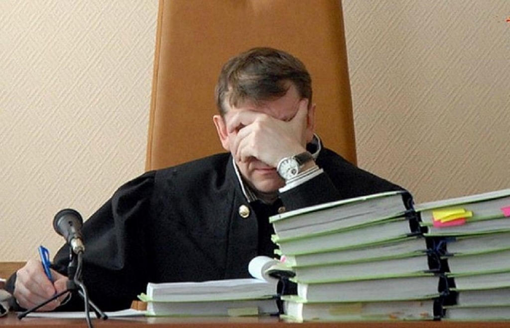 Путин будет не только назначать, но и увольнять судей